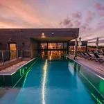 ホテル Sonnenhotel Weingut Roemmert Und Wellness 4*