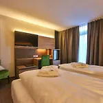 ホテル Sonnenhotel Weingut Roemmert Und Wellness