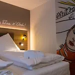 Sonnenhotel Weingut Roemmert Und Wellness フォルカッハ