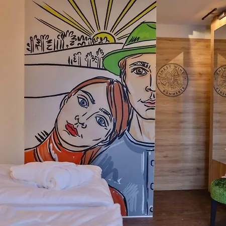 فندق Sonnenhotel Weingut Roemmert Und Wellness 4*