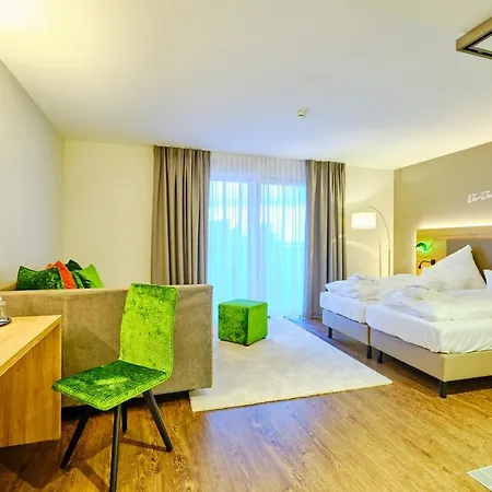 فندق Sonnenhotel Weingut Roemmert Und Wellness