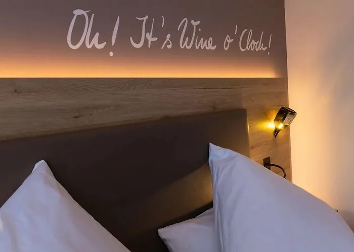 Hotel Sonnenhotel Weingut Roemmert Und Wellness