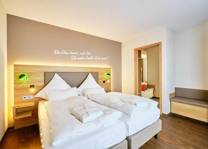 Sonnenhotel Weingut Roemmert Und Wellness 4*