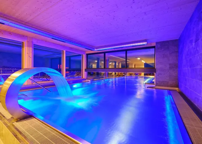 Hotel Sonnenhotel Weingut Roemmert Und Wellness 4*