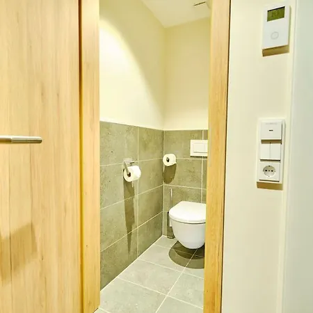 Sonnenhotel Weingut Roemmert Und Wellness 4* Volkach