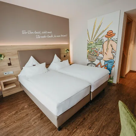 Sonnenhotel Weingut Roemmert Und Wellness 4*