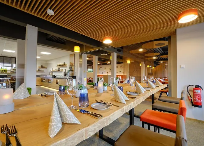 Sonnenhotel Weingut Roemmert Und Wellness מלון 4*